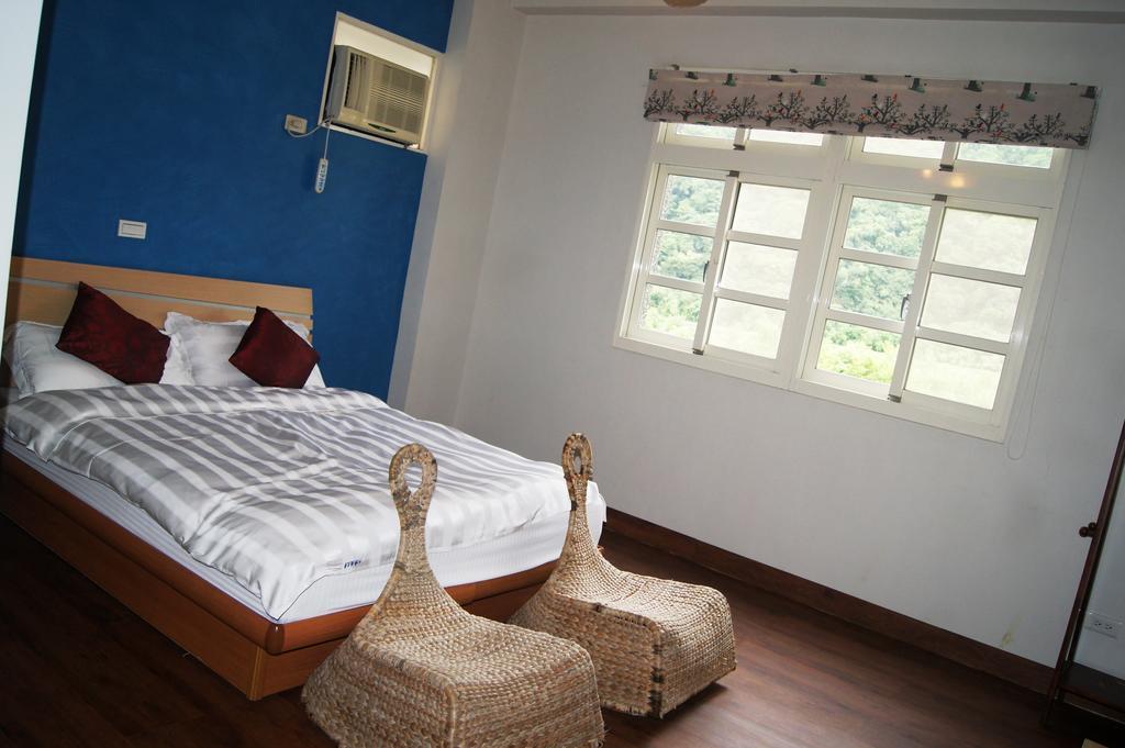Left Bank BnB Jiaoxi Exterior foto